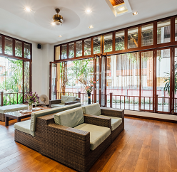 Sàn gỗ tự nhiên